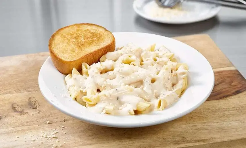 Penne Pasta Alfredo